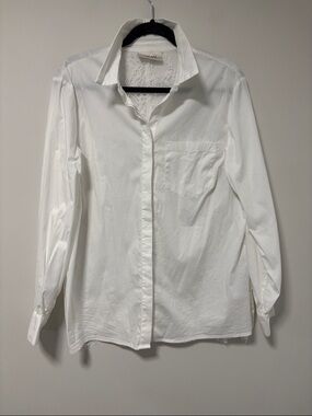 NWOT CREAM Women's White Lace-Back Button-Up Blouse